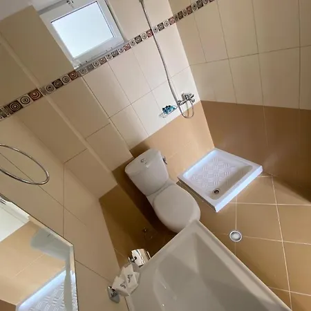Saranda Rooms 3* Σαράντα