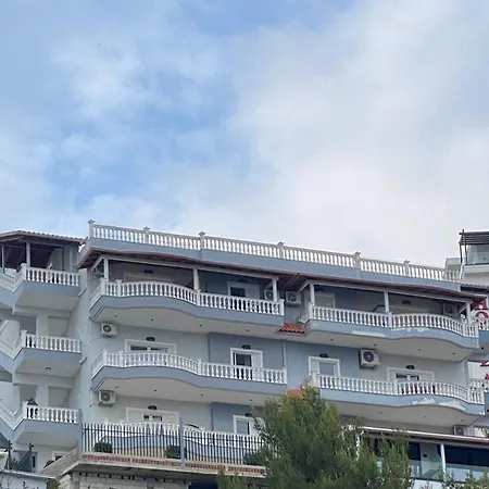 Πανσιόν Saranda Rooms 3*