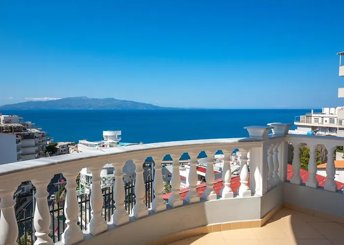 Pensión Saranda Rooms 3*