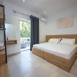 Saranda Rooms