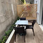 Saranda Rooms