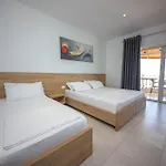 Saranda Rooms 3*