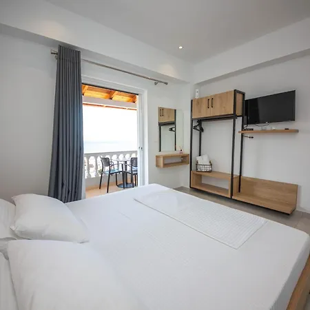 Saranda Rooms