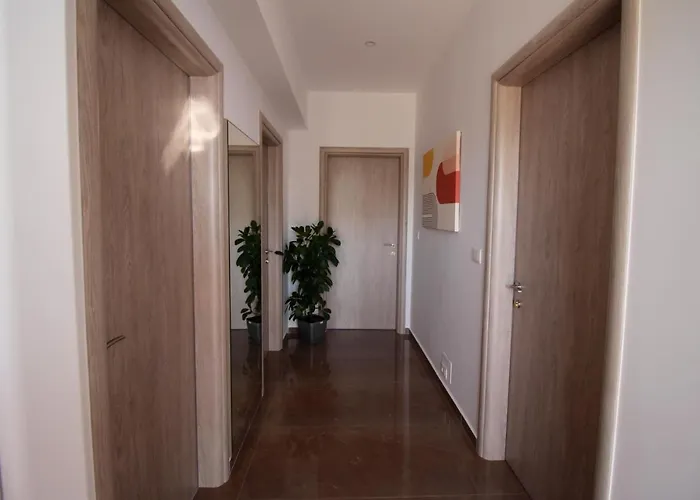 Saranda Rooms Pensjonat 3*
