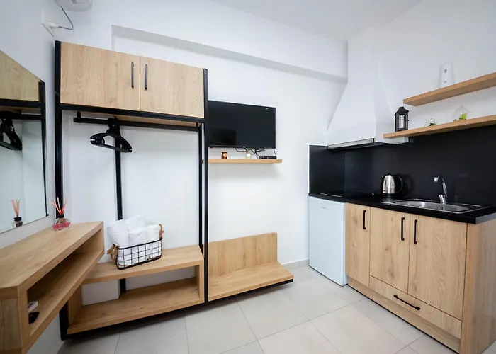 Saranda Rooms 3*
